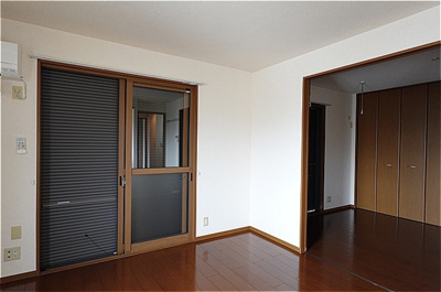 【その他】 | フローラルコート Ｅ | シャッター雨戸