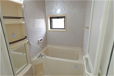 【浴室】 | フローラルコート Ｅ | 浴室