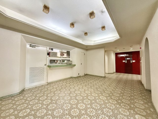 日商岩井鳴海ハイツのロビー