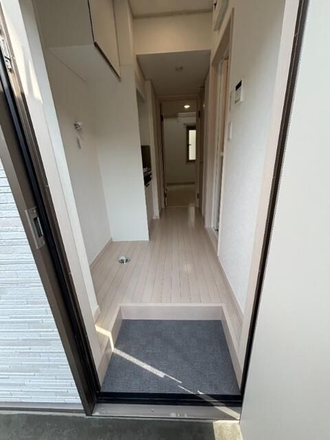 リブ東小岩の玄関