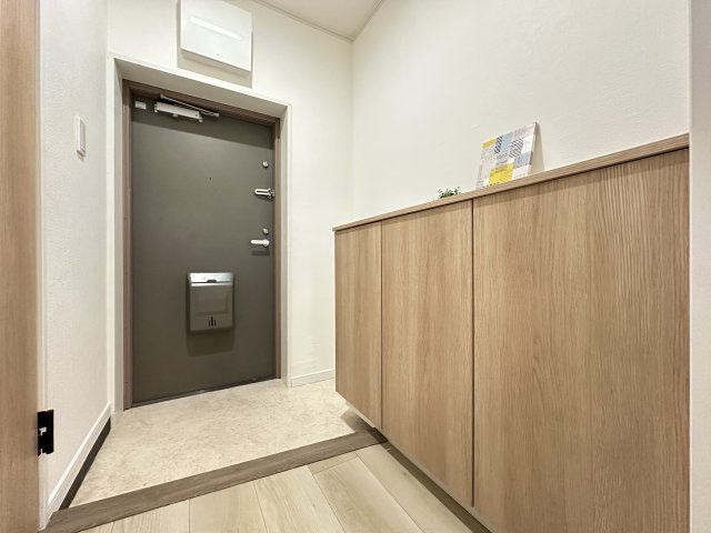 ライオンズマンション八事御幸山の玄関