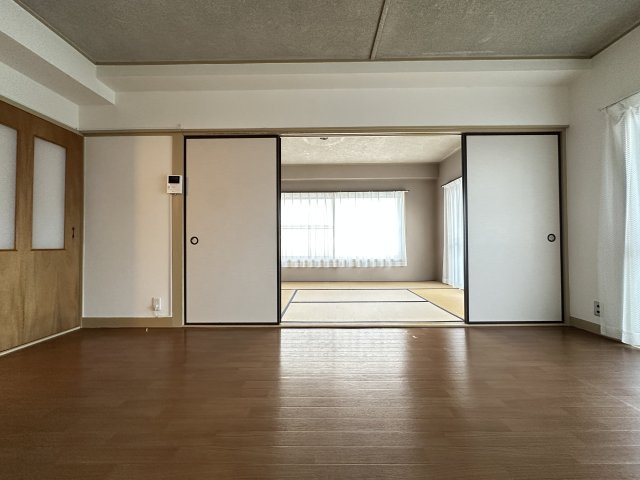 コーポ松月の居間・リビング