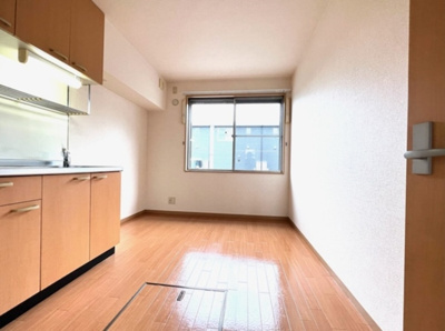 【居間・リビング】 | グランディパレス Ｄ | １Ｆ・ＤＫ