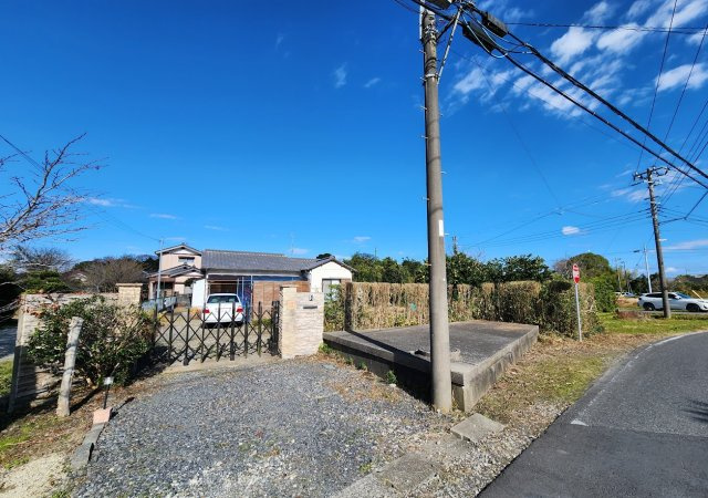 【前面道路含む現地写真】の画像