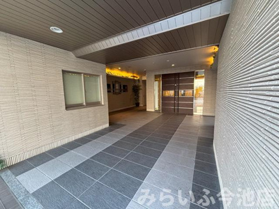 【エントランス】 | チェルトヴィータ