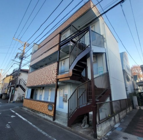 一ツ橋リビングの外観