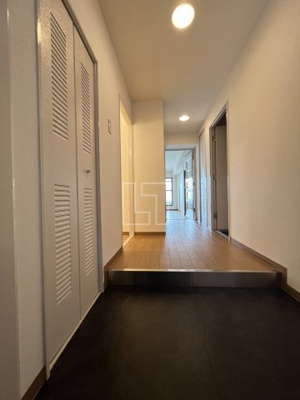 【玄関】 | シャトー南船場 | シャトー南船場　玄関スペース