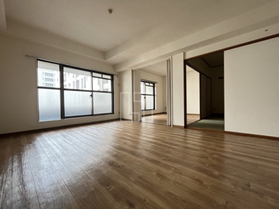 【居間・リビング】 | シャトー南船場 | シャトー南船場　リビング・ダイニングスペース