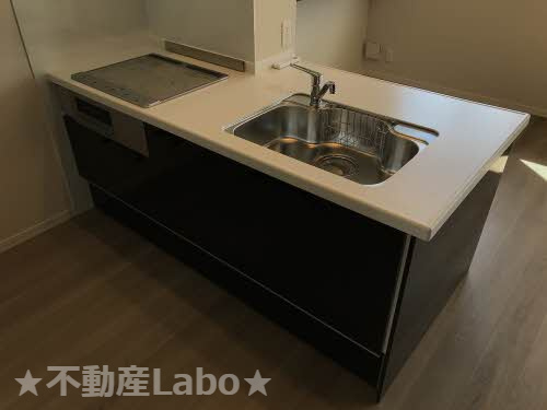 シャーメゾンガーデン松茂Cのキッチン