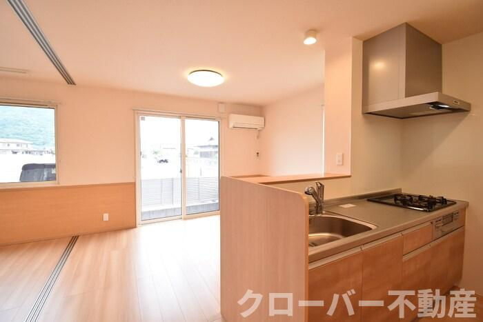 セジュール澄Ⅰ A棟の居間・リビング|ＬＤＫ１１．１帖