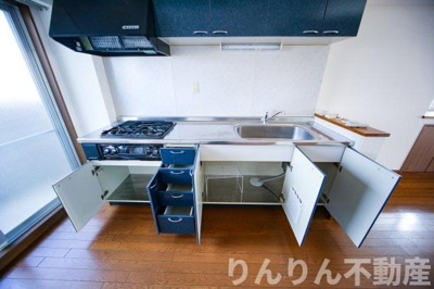 【キッチン】 | ルモンド交成 | お料理しやすいキッチンです