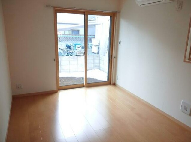 ホワイトモードの居間・リビング