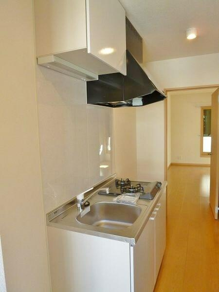 ホワイトモードのキッチン