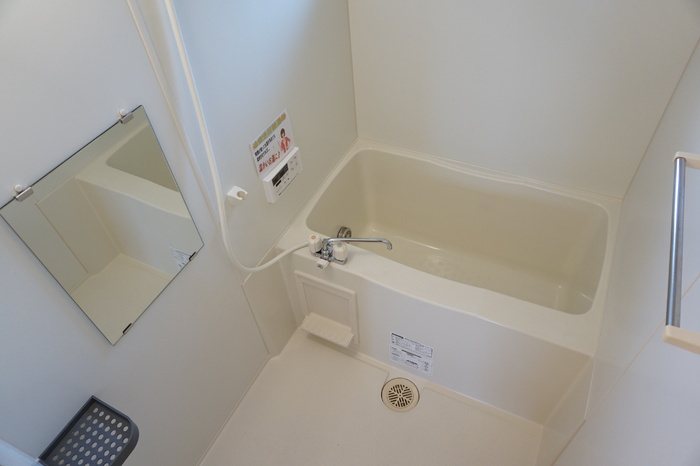 シンセリティ　Ｂの浴室|日々の疲れを癒すお風呂付です