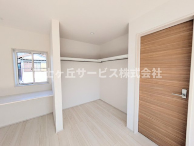 【収納】 | 浜松市中央区雄踏町宇布見 2期 新築一戸建て 1号棟 | ウォークインクローゼットです