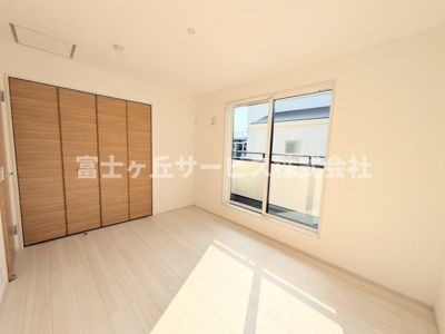 【子供部屋】 | 浜松市中央区雄踏町宇布見 2期 新築一戸建て 1号棟 | 子供部屋です