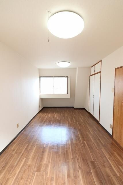 リベール根岸の寝室