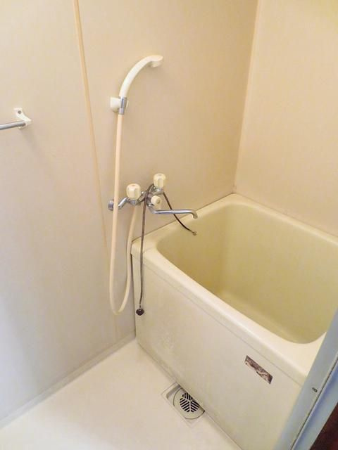 リベール根岸の浴室