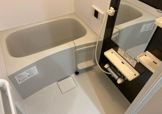 フォレスト南与野の浴室