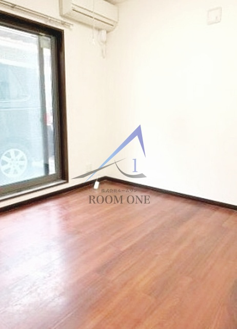 Ｙ３８１の居間・リビング|洋室のお部屋です。