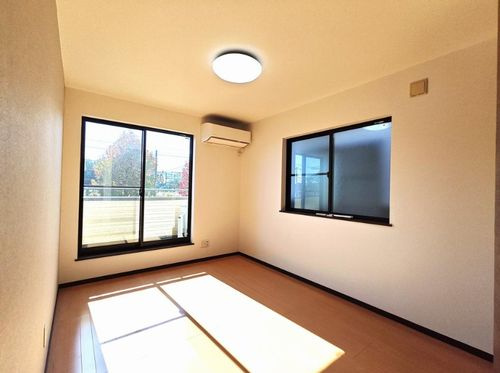 【洋室】 | 【仲介手数料０円】藤沢市大庭　中古一戸建て | 藤沢市大庭　中古一戸建て