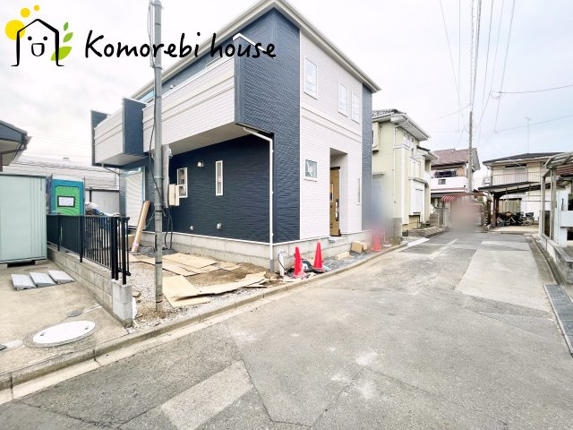 北本市二ツ家4丁目　新築一戸建て　ブルーミングガーデン　01の駐車場|撮影：'25/12/11