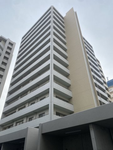 ロイヤルアーク香櫨園の外観