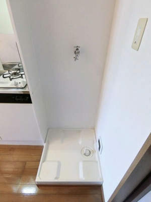 【設備】 | リーヴェルステージ横浜西 | もちろん室内洗濯機置き場完備