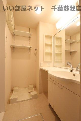 クレールコートの洗面所|脱衣スペースもあります