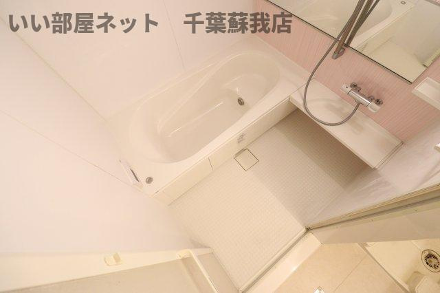 クレールコートの浴室|落ち着いた空間のお風呂です