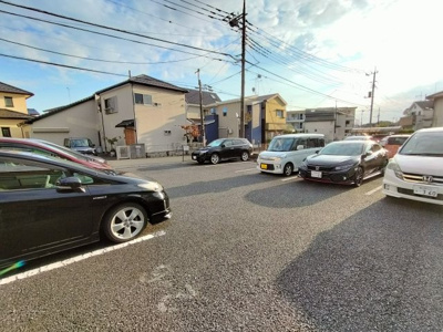 【駐車場】 | ロイヤルエム