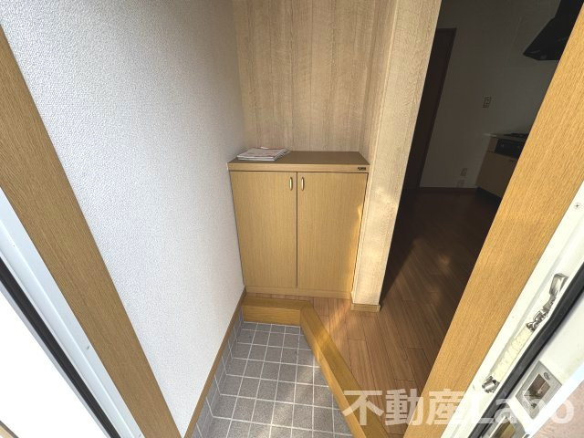 レインボータウン中田の玄関