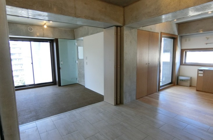 【居間・リビング】