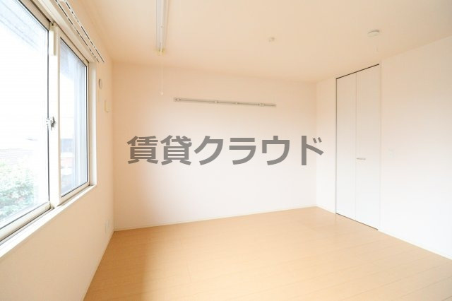 ソフィアクレール　Aの洋室|明るい洋室です