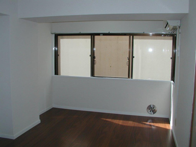 【洋室】 | サンロイヤル | ※別部屋写真です