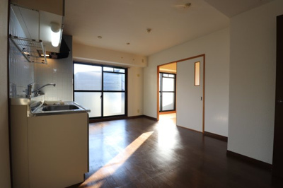 【居間・リビング】 | インディペンデンスハイツ