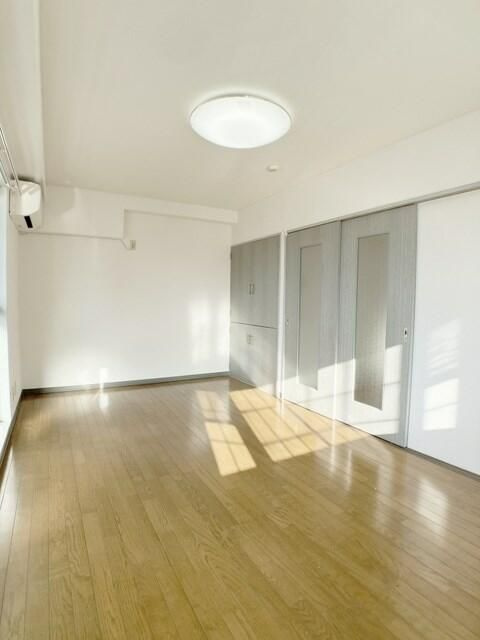 あけぼのＳＳビルの居間・リビング