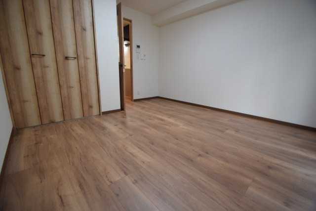 ベイシティの寝室|開放的な寝室です