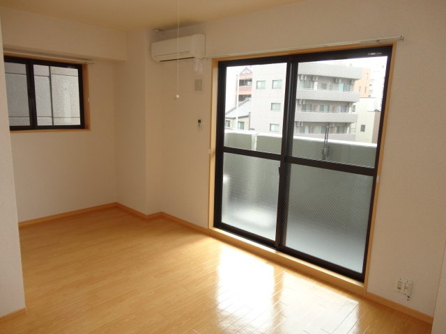 ＡＮビルの内装|洋室