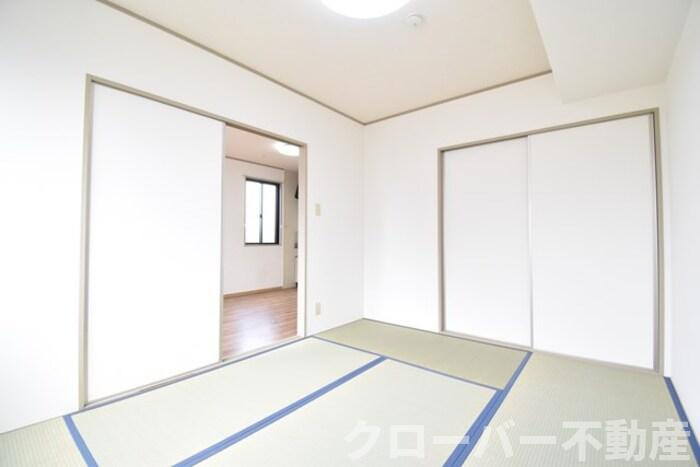 メゾン・シャルム A棟の和室|和室６帖～ＤＫ９帖