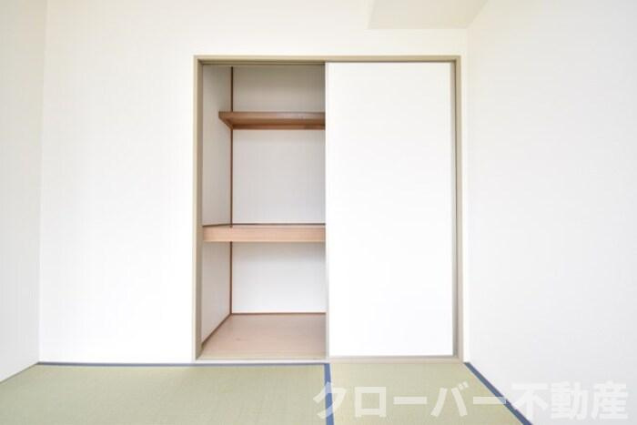 メゾン・シャルム A棟の和室|物入（和室）