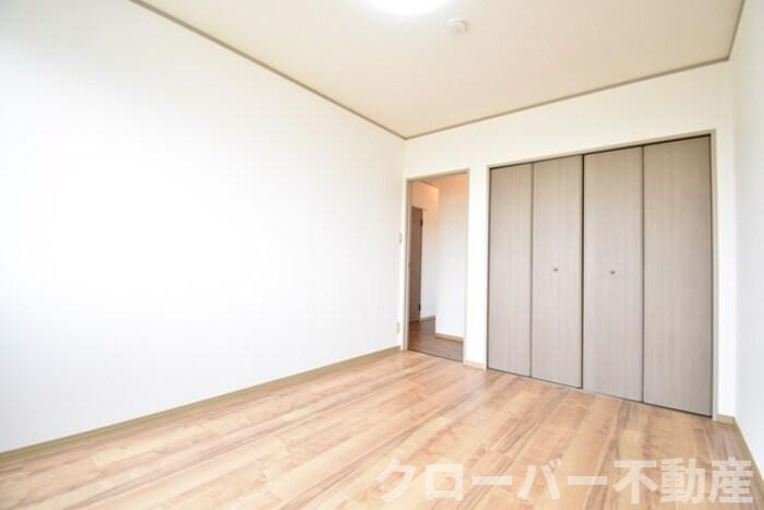 メゾン・シャルム A棟の洋室|洋室６帖