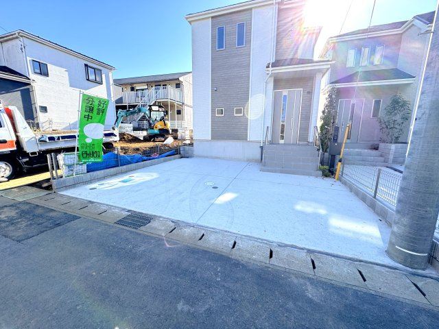 柏市花野井新築戸建【花野井小学校：7分】の駐車場|3号棟駐車スペース