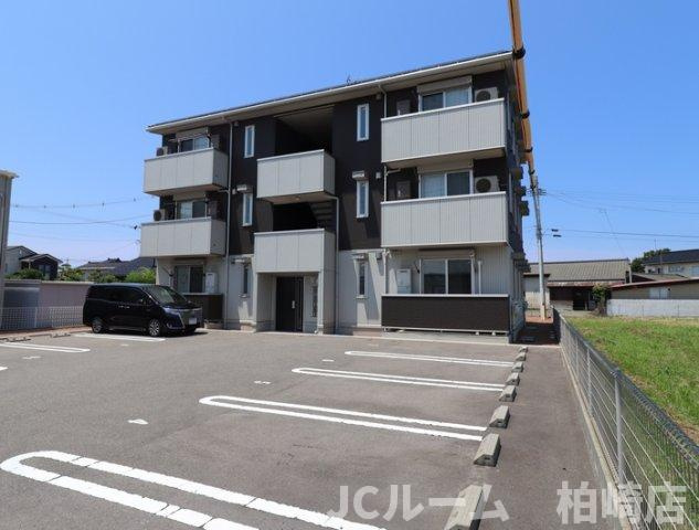 柏崎市松波３丁目のアパート