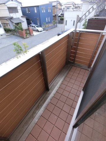 【バルコニー】