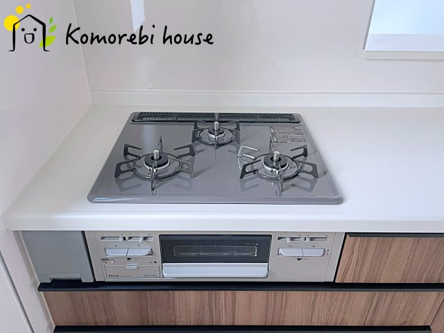 さいたま市東大宮　6期　新築一戸建て　グラファーレ　02のキッチン|キッチンでお料理をお楽しみください