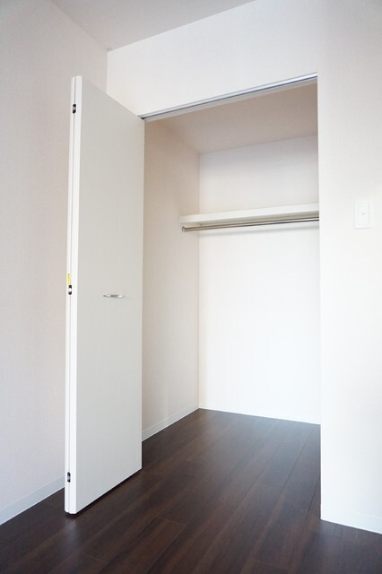 グラディート大沢川原の収納