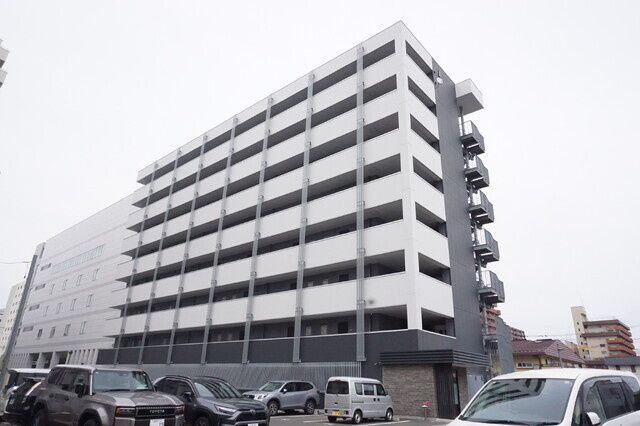 グラディート大沢川原