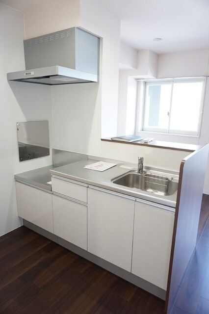グラディート大沢川原のキッチン