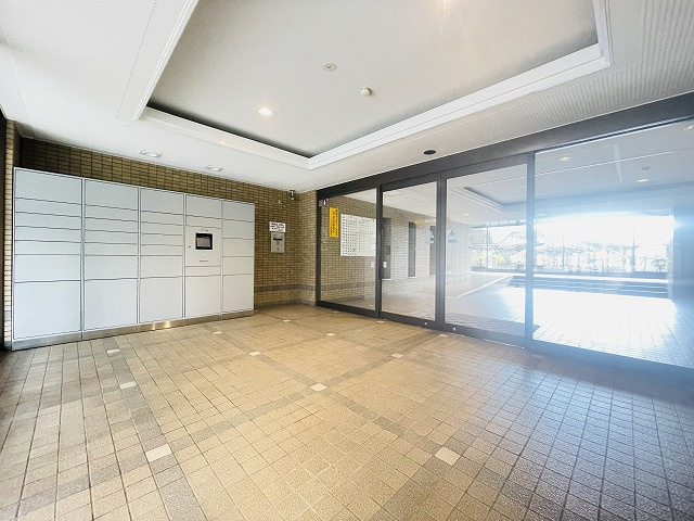 【エントランス】 | ファミール二日市